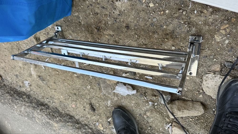 Вешалка настенная