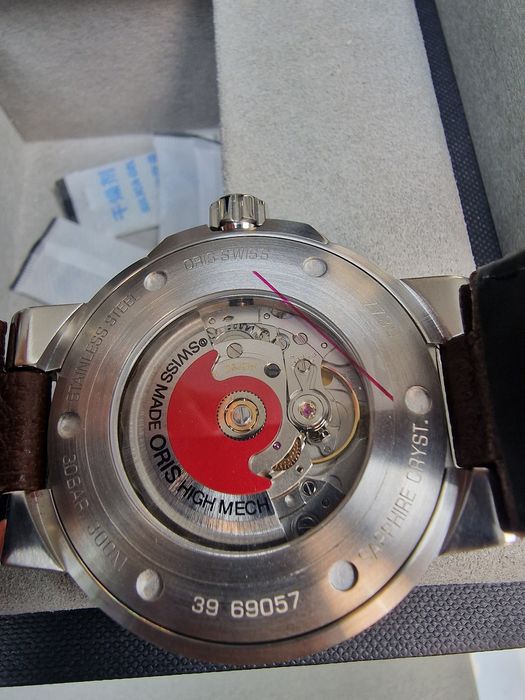 Amanet Vitan 107 / Oris Aquis Date / Nou