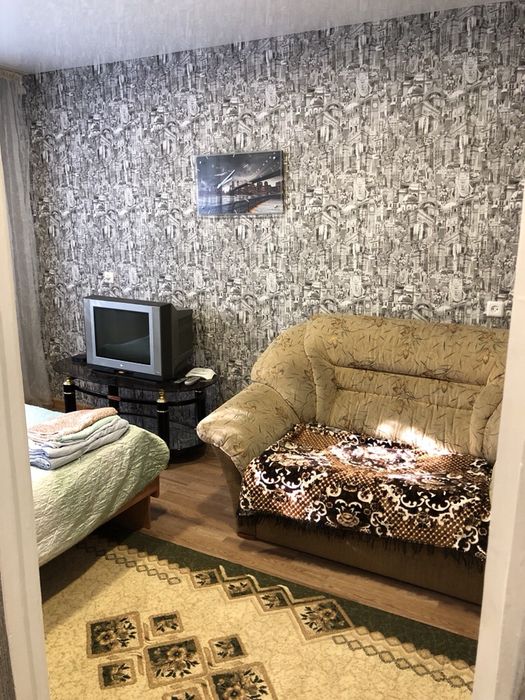 Сдам посуточно 1.5ку (Ивушка)