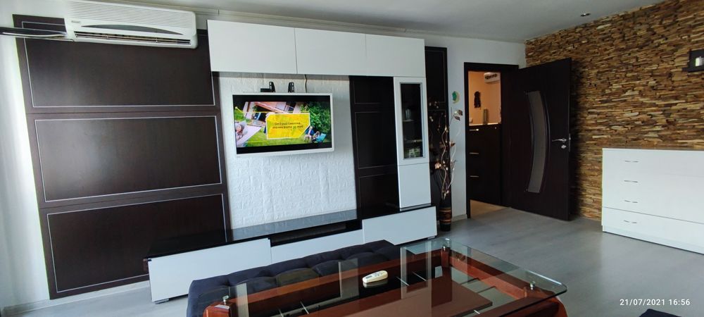 Дава се под наем Двустаен апартамент в Кюстендил, Център - 78 кв.м за 357 € - Снимка #2