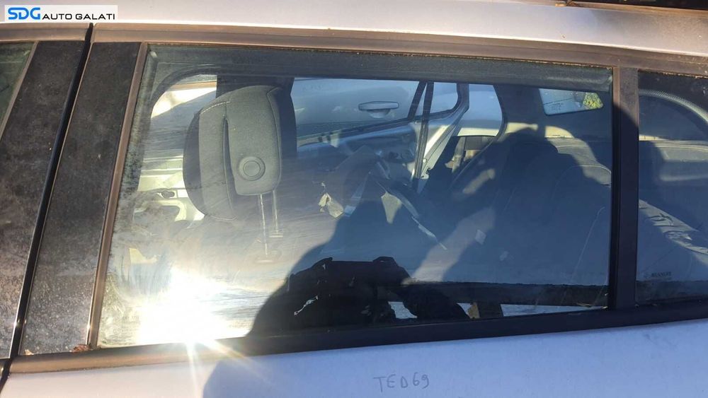 Geam Sticla Culisant de pe Usa Portiera Stanga Spate Renault Megane 3 Grandtour 2008 - 2015 [C1666]
