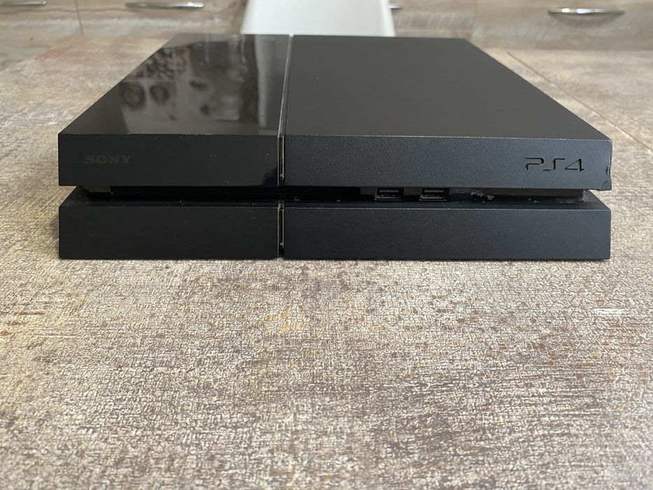Sony Playstation 4 fat