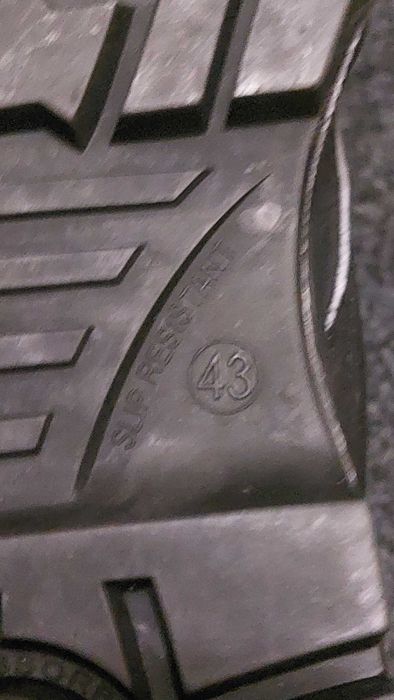 ботинки и берцы новые