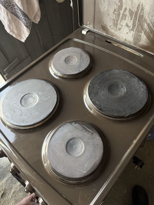 Электроплита Hansa