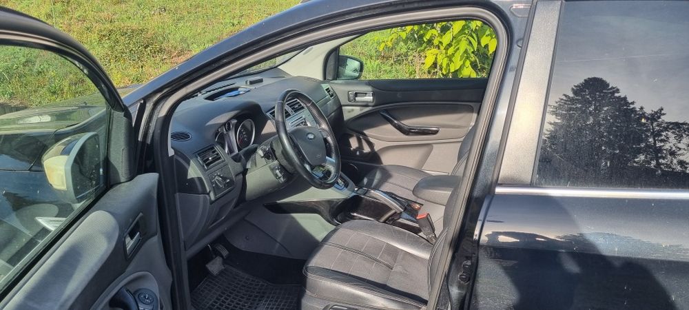 FORD Kuga 2012 — imagine 4