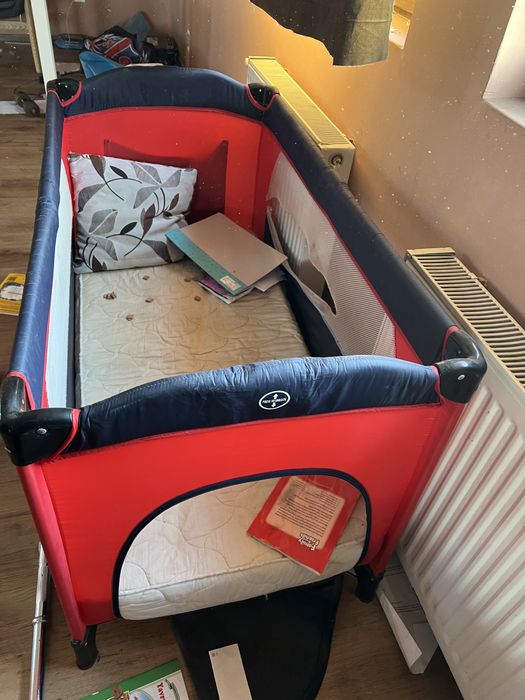 Pătuț pentru copil + saltea ortopedică – 125 lei (folosit)