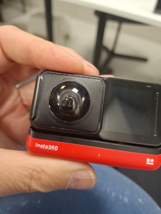 Insta360 OneR  НЕРАБОТЕЩА