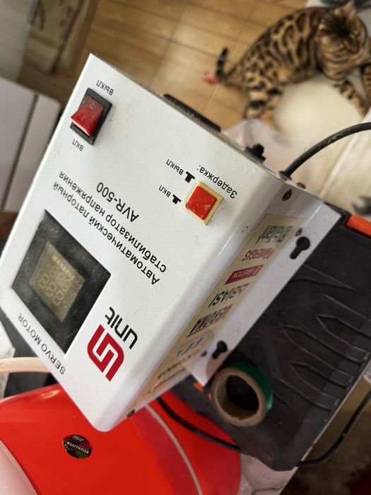 Продается Стабилизатор напряжение