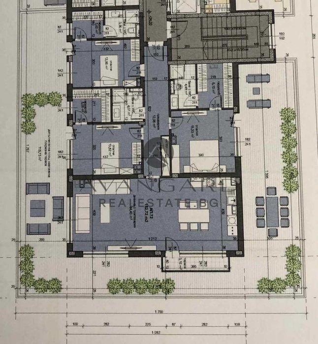 Продава се Многостаен апартамент в Пловдив, Тракия - 400 кв.м за 778 €/кв.м - Снимка #2