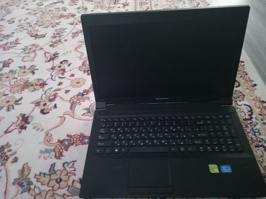 Продам ноутбук офисный