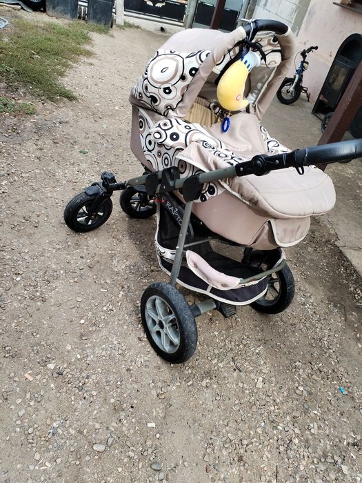 Cărucior pentru copii