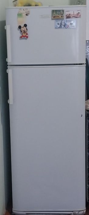 Холодильник сотилади ишлаши зур