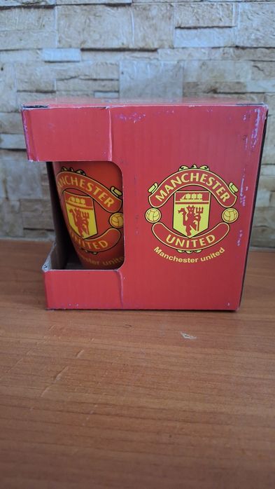 Продается бокал Manchester United. Новый.