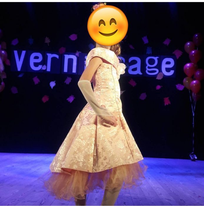 Продам красивое платье