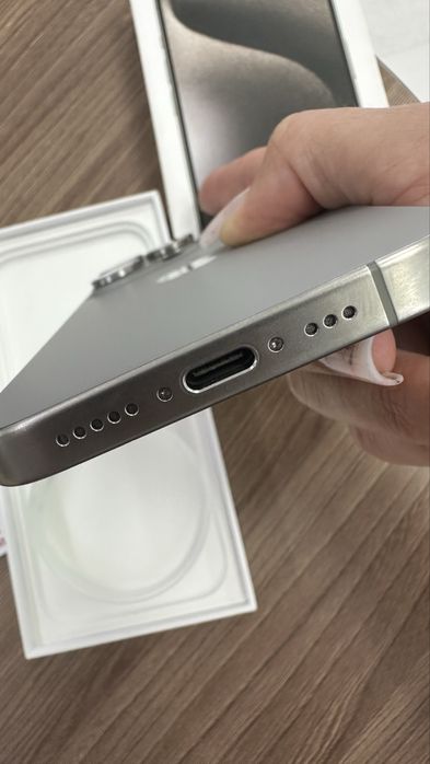 Iphone 15 pro 256gb