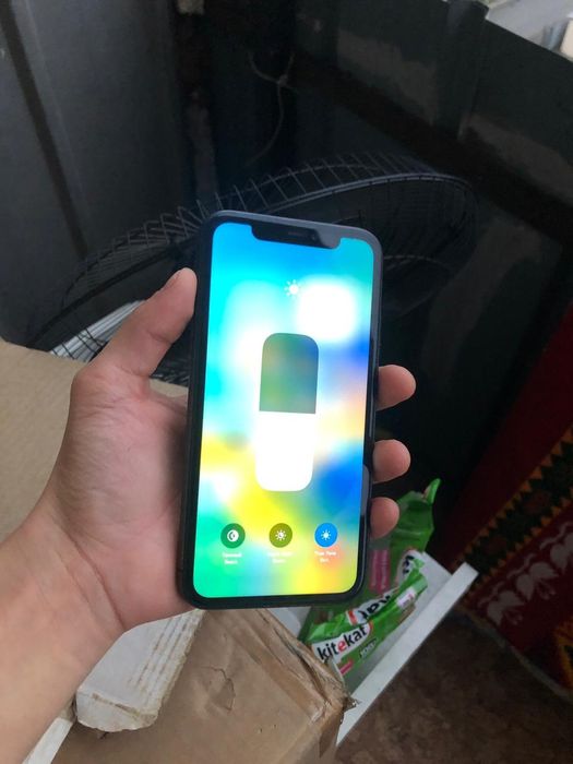 Айфон 11 64гб iPhone