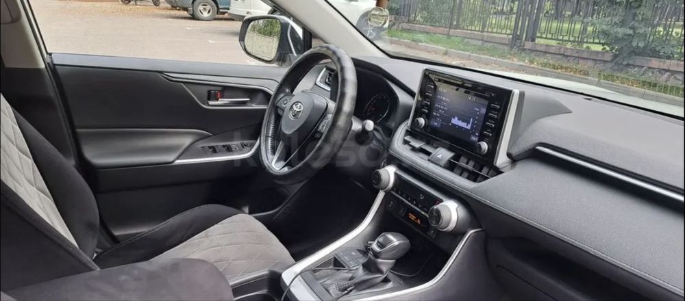 Продам Тойота Рав4 идеальном состояний