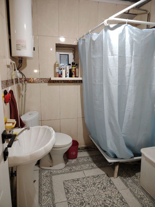 Продам 5 комнатную квартиру