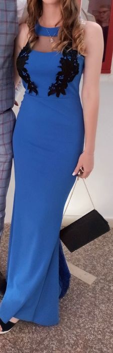 Vând rochițe în stare bună