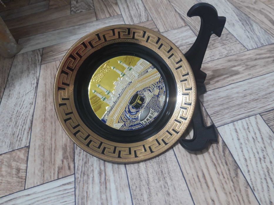 Антиквар тарелка с золотой(gold edged)