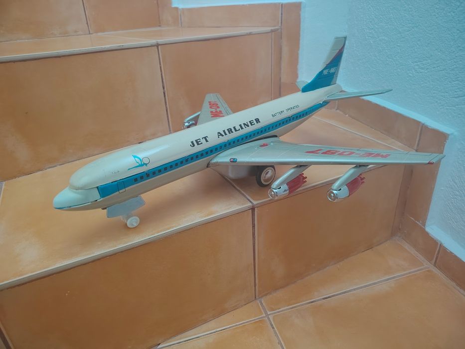 Jucărie veche, avion China ME 078