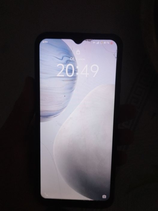 vivo Y17s телефон