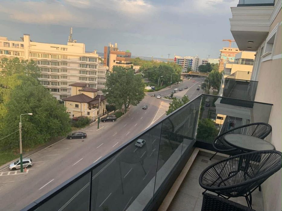 Inchiriez apartament ULTRACENTRAL MAMAIA CAZINO bloc nou SOLID HOUSE  premium