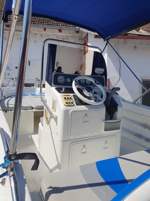 Vand BARCA Arkos , cu motor Suzuki si peridoc