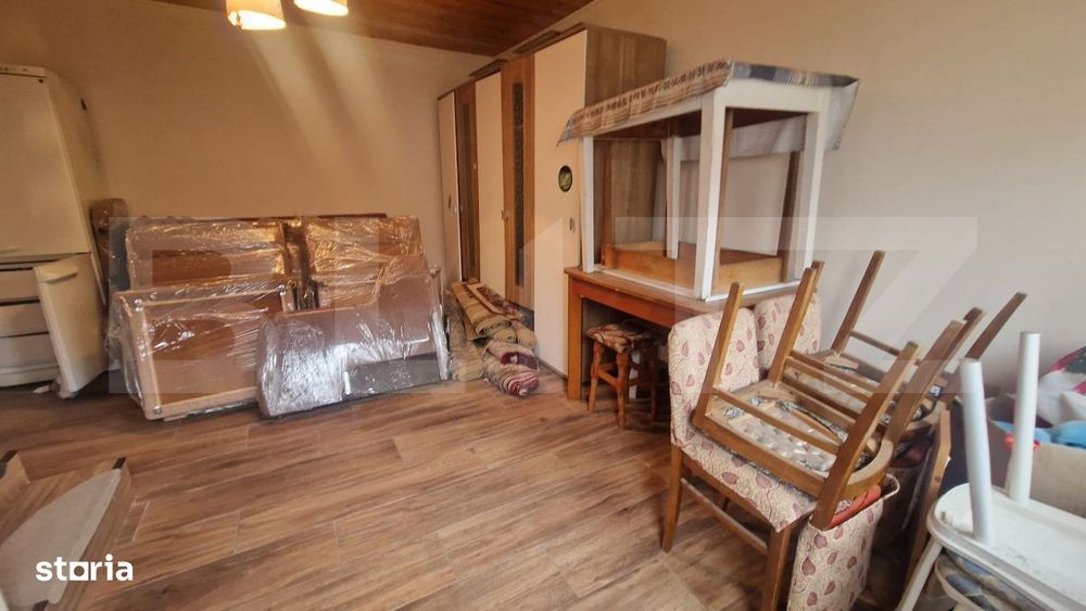 Casa cu teren 935 m , doua corpuri de case, Sacele -zona buna