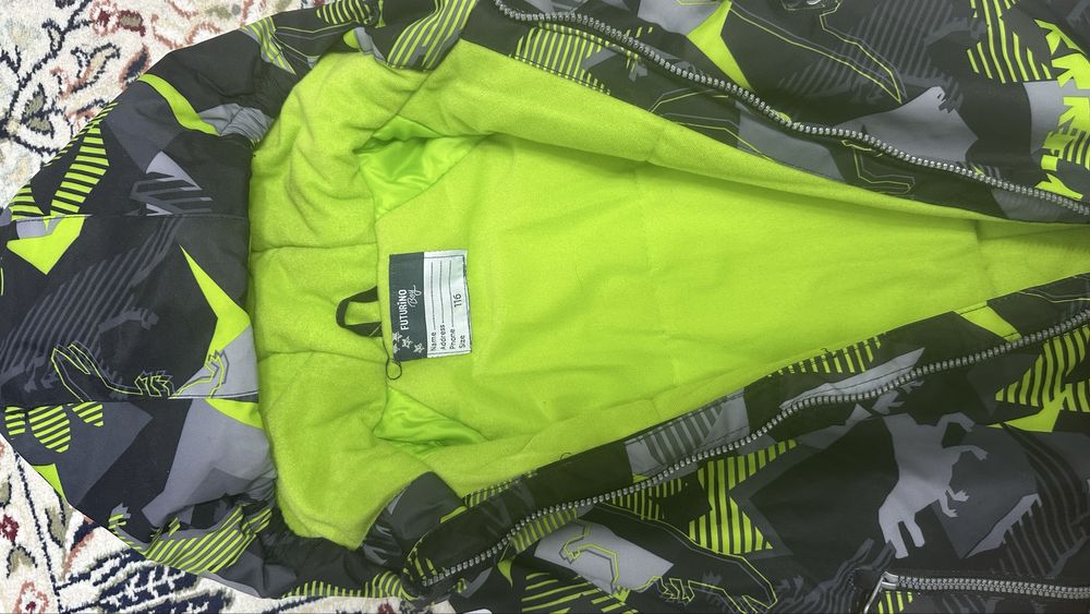 Продам детский комбинезон