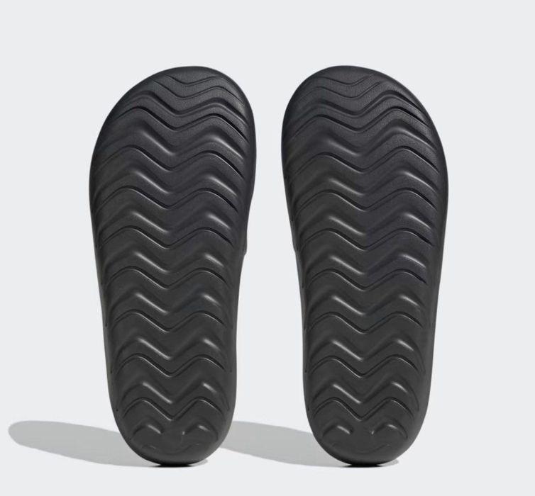 Adidas Adicane slides