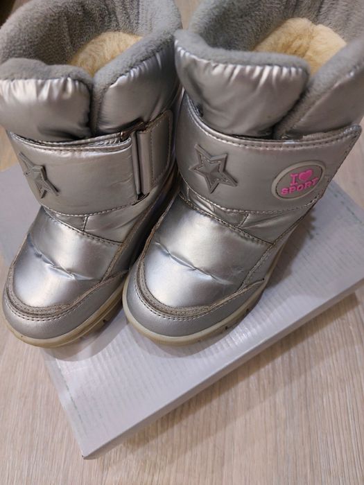 На девочку размер 25