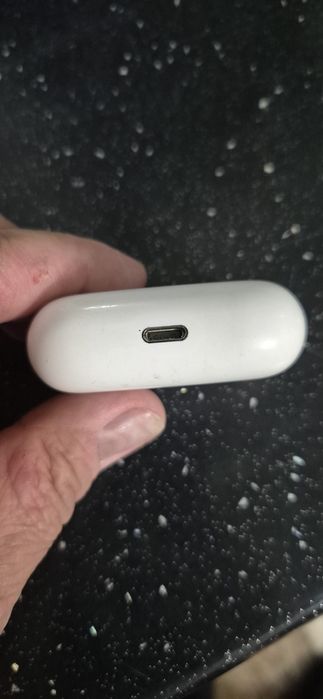 Продам AirPods Pro 3