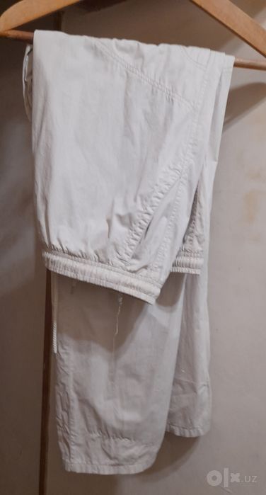 Костюм спортивный , размер 56-58 .