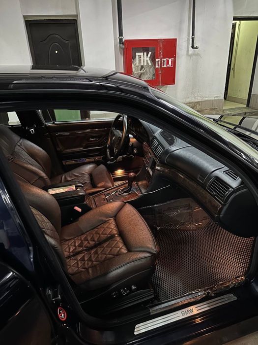 Салон BMW e38 ЛОНГ в сборе