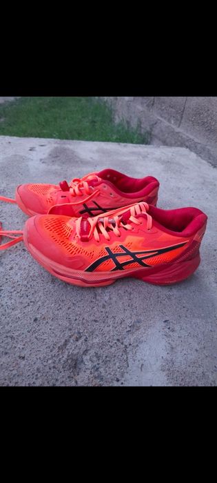 Продаётся Кроссы в отличном состоянии