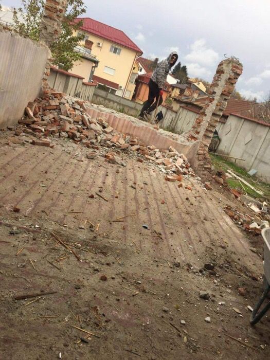 Moloz betoane/evacuari moloz curat/demolari(ciorogarla/sabareni/joita