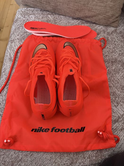 Бутонки Nike Mercurial