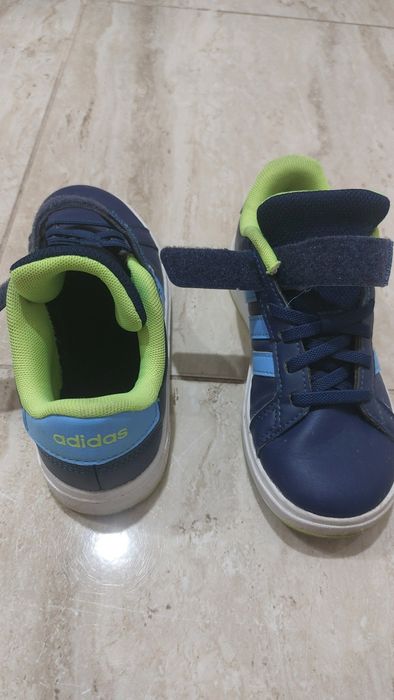 Adidași copii marca Adidas