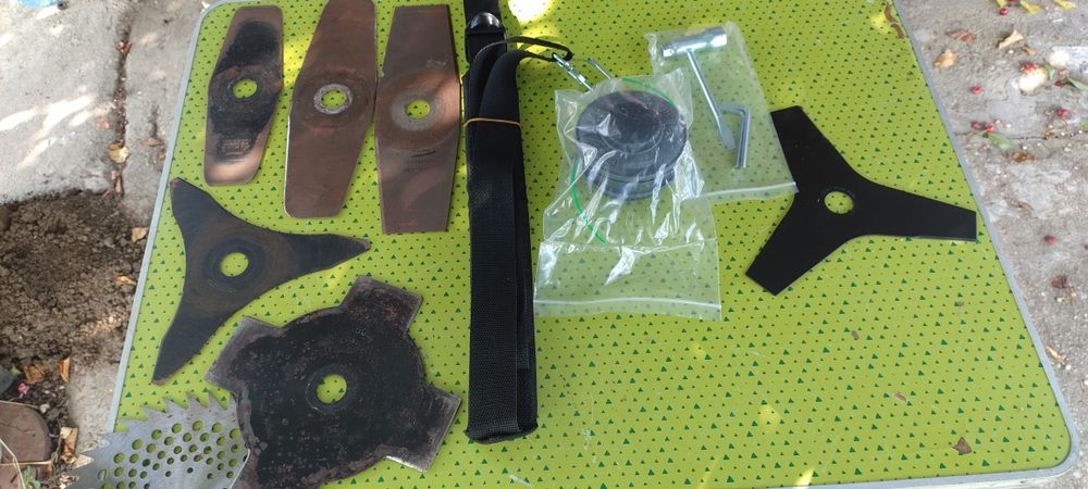 Accesorii motocoasă noi și puțin folosite
