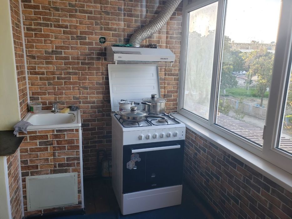 5-мкр.,Орбита томонда жойлашган 2 хонали квартира ижарага берилади