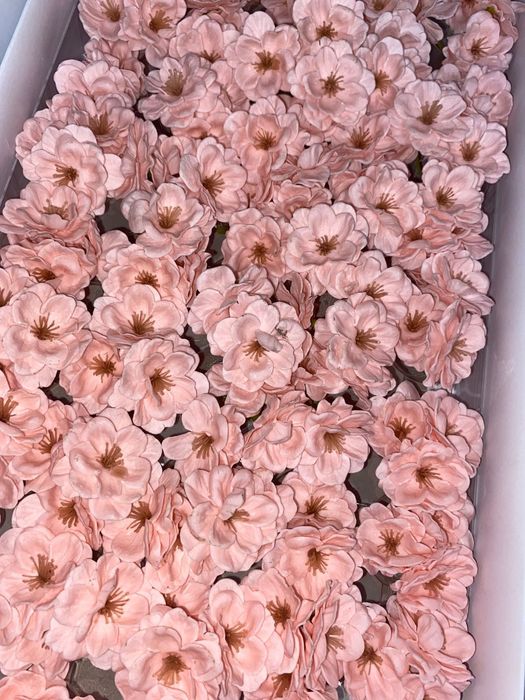 Продам розы мыльные и атрибуты