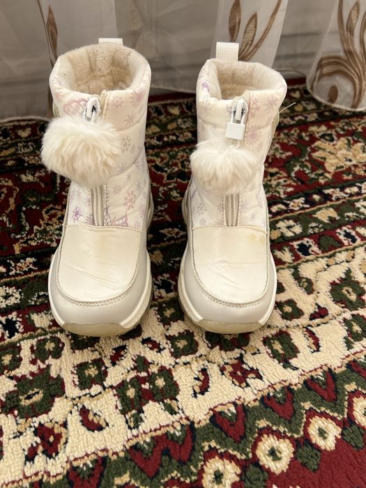 Зимние сапоги. Почти новые