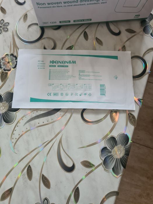Vind 2 cutii cu pansame  și o cremă  stomic  pentru somacoma .