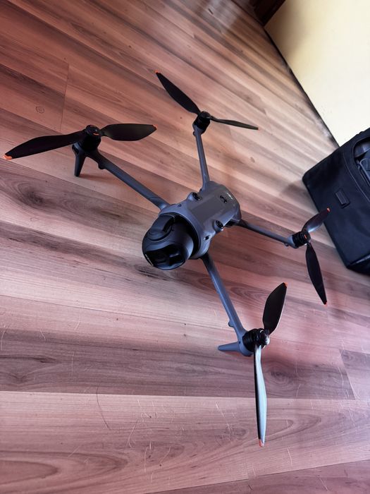 дрон DJI Mavic 4 Pro Creator Combo 512GB + RC Pro 2