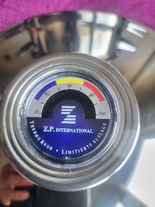 Комплект кухненски съдове за готвене и метало-керамични ножове