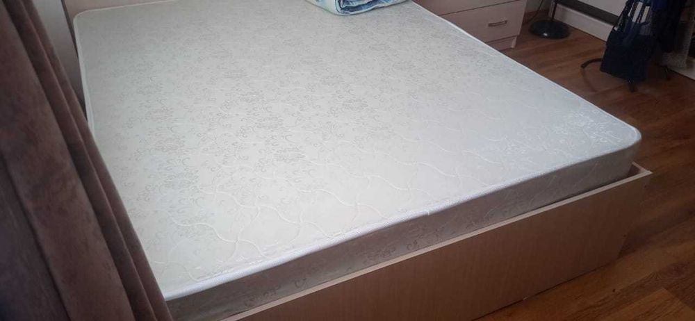 2-х спальная кровать