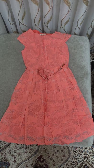 Платье для девочек есть много вариантов.