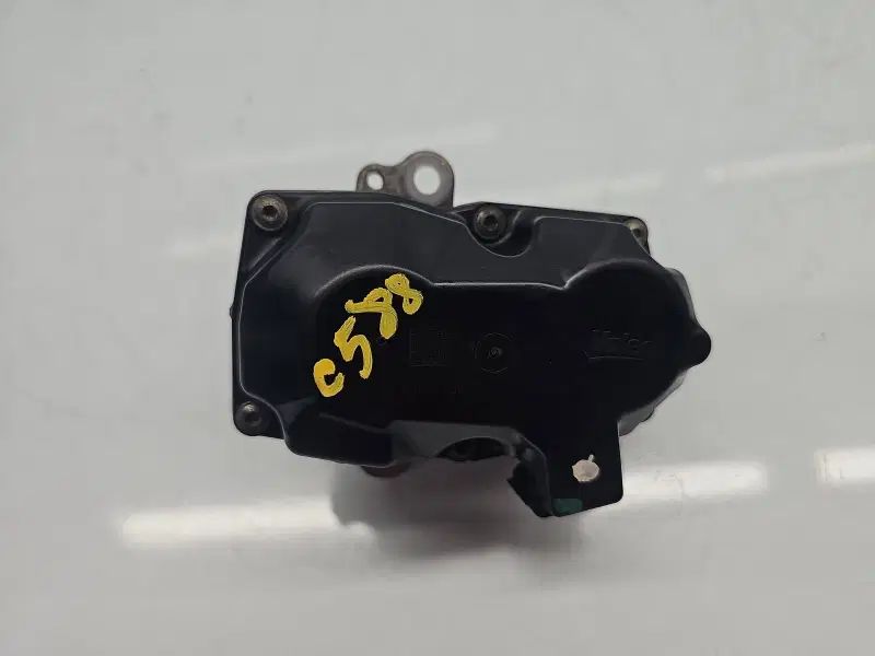 Supapa EGR Renault Scenic 3 [Fabr 2009-2015] 147101478R 1.6 dCi R9M402