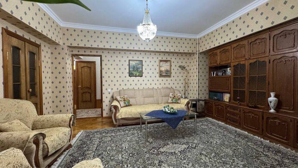 Продается 2х комнатная квартира,цум,посольство Кореи,68м2